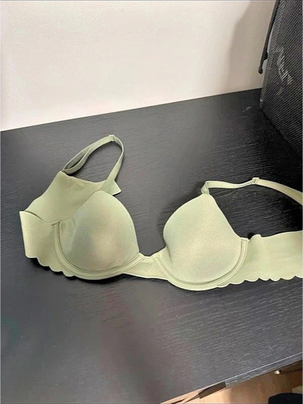 SMOOTHEZ aerie 32A
